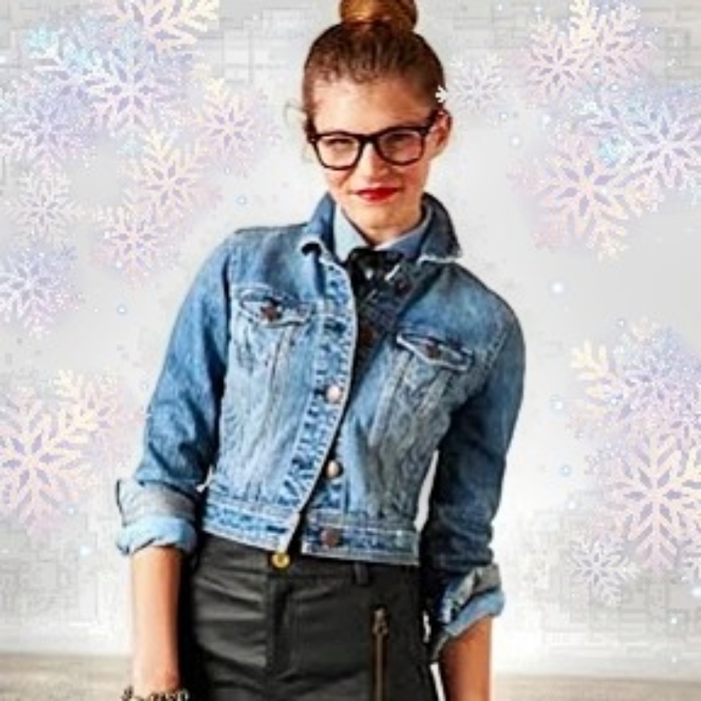 American Eagle Light Wash Denim Jacket